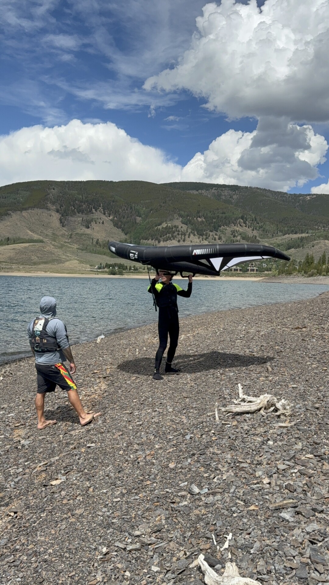 Foiling rider flying across Lake Dillon water