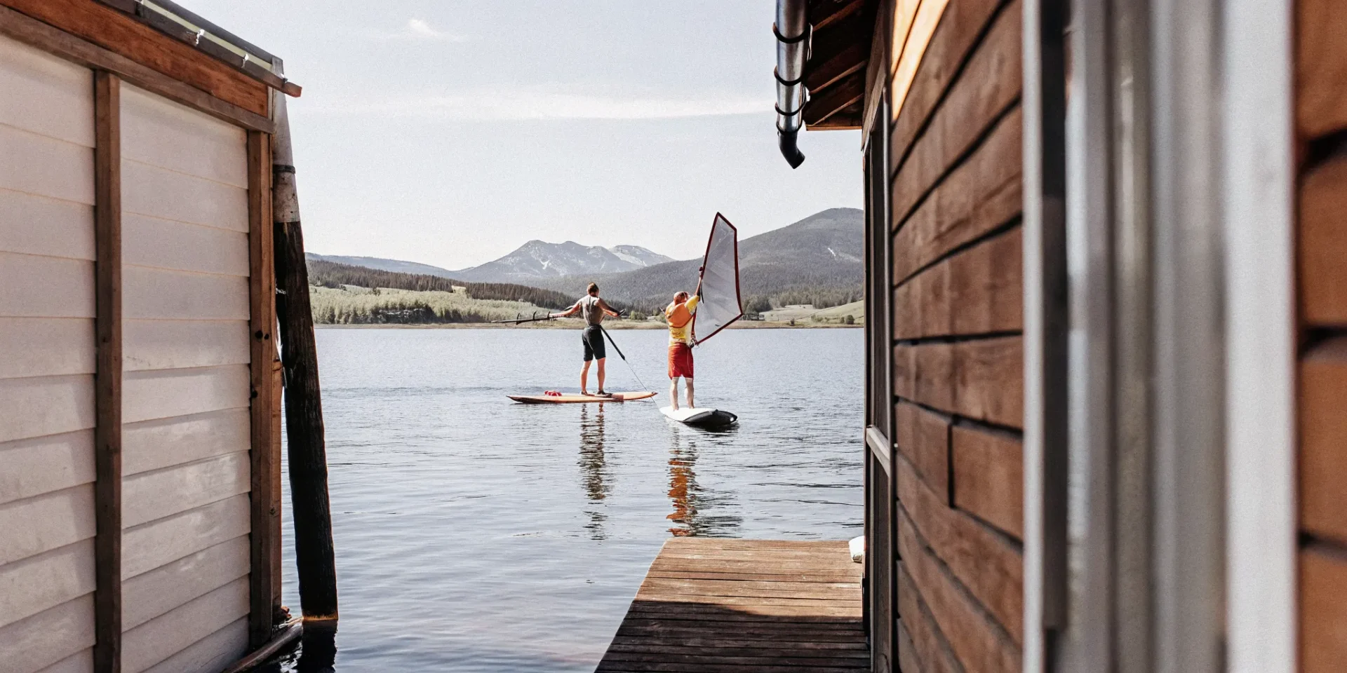 Wingfoiling vs paddle boarding on Lake Dillon